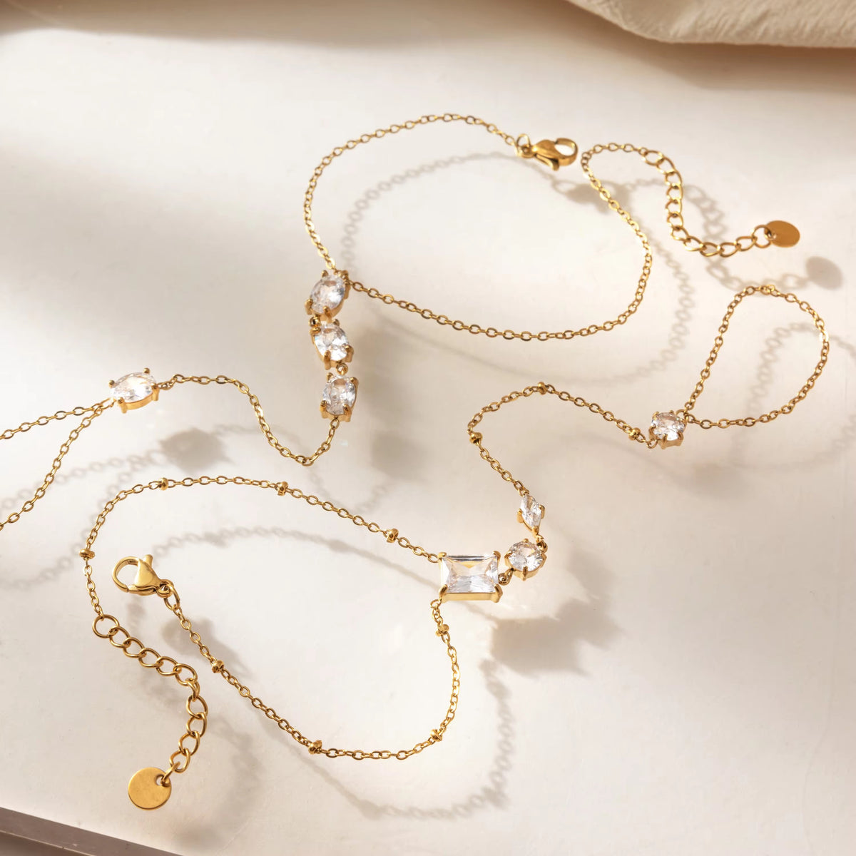LENORA HANDCHAIN